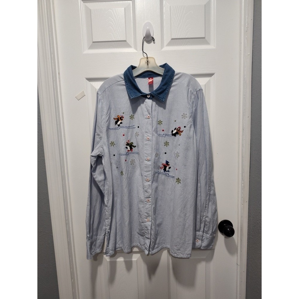 Holiday Time Women's Christmas holiday Penguin button down shirt.‎ Size XL 16-18